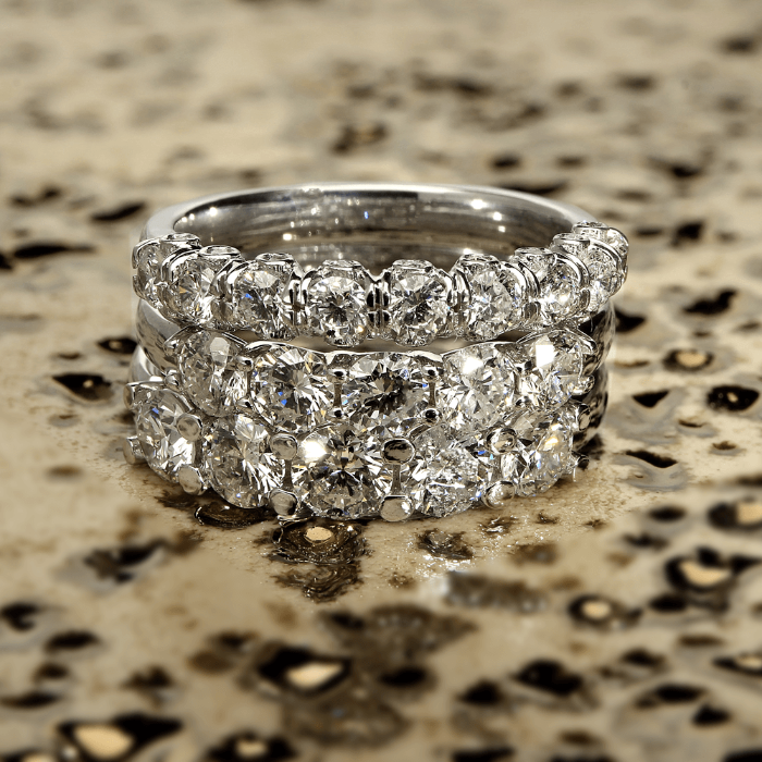 HALF ETERNITY vestuvinis žiedas - briliantinė eilutė su 3,50 mm akmenimis